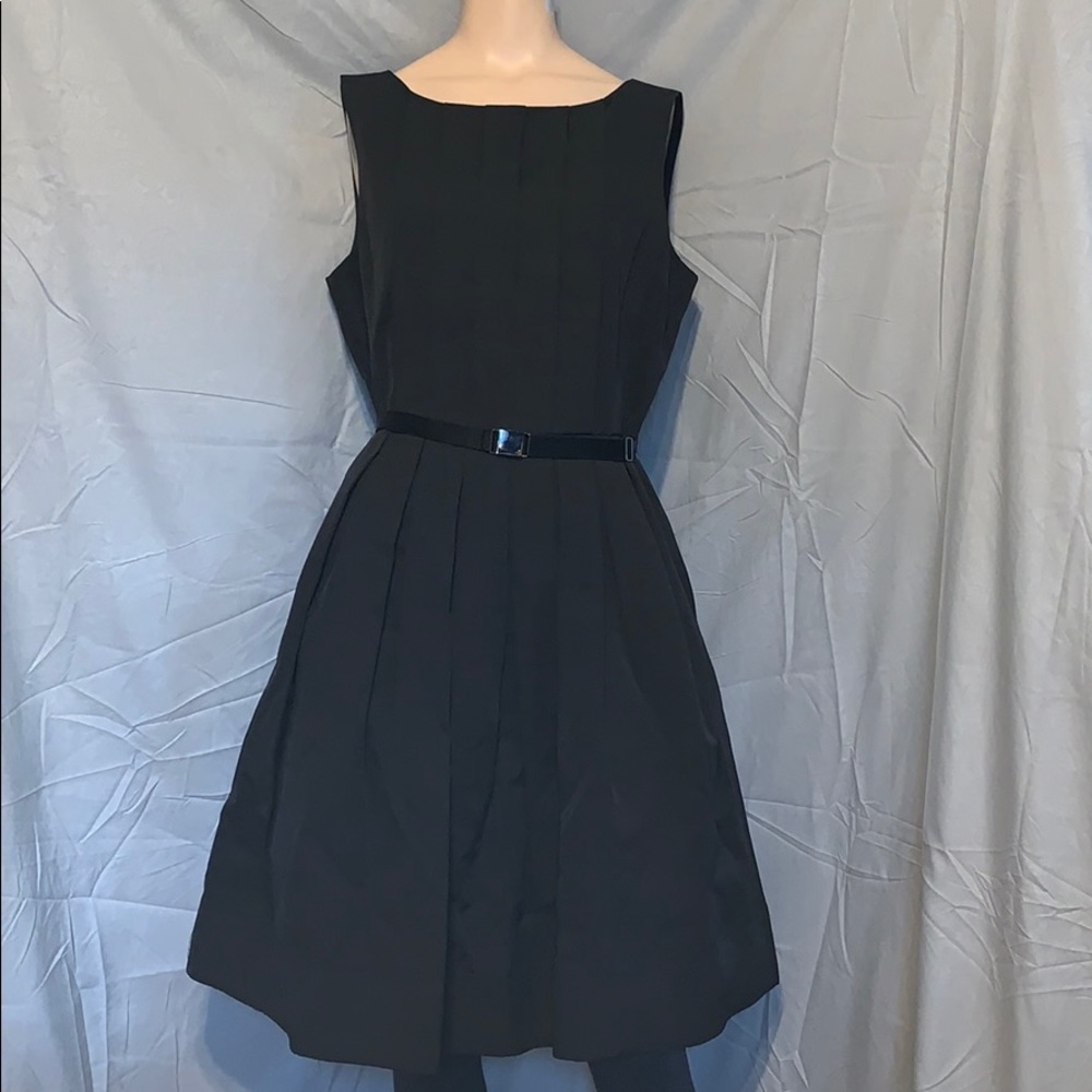 Sinclaire 10 Black Pleated Dress